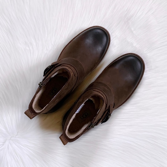UGG Cheyne Waterproof Booties - Picture 4 of 8
